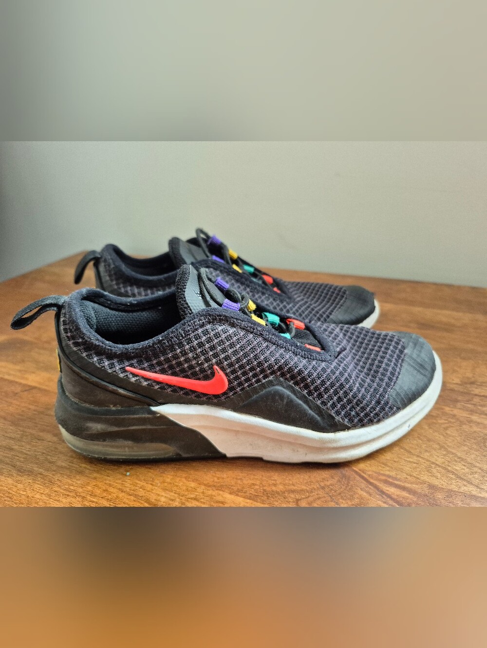 Nike Kids Shoes Size 1.5 Youth